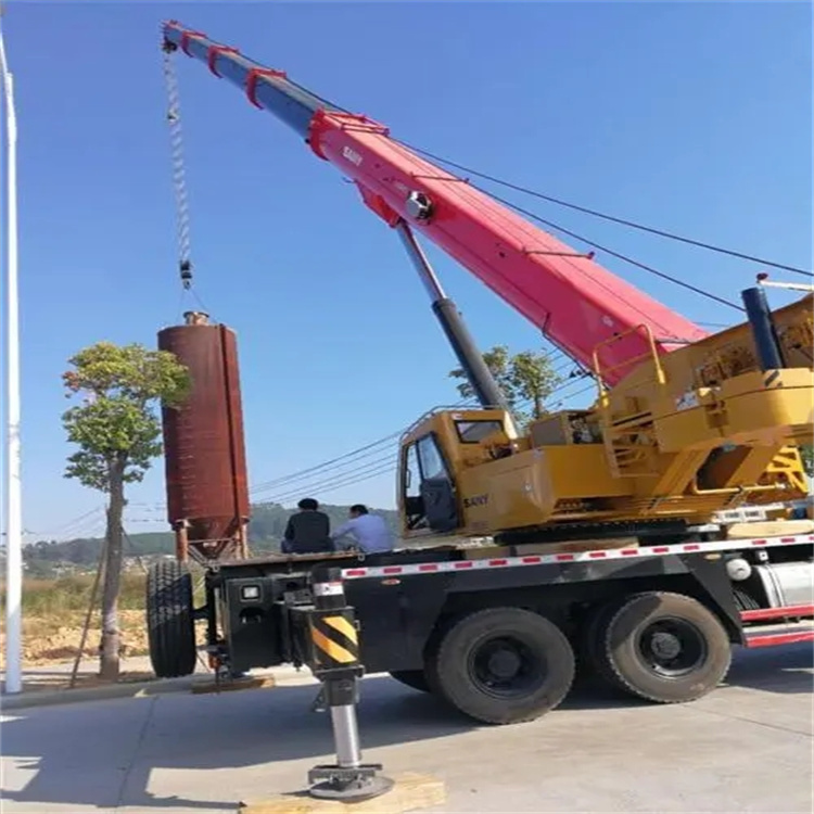 青山专业吊车租赁多少钱