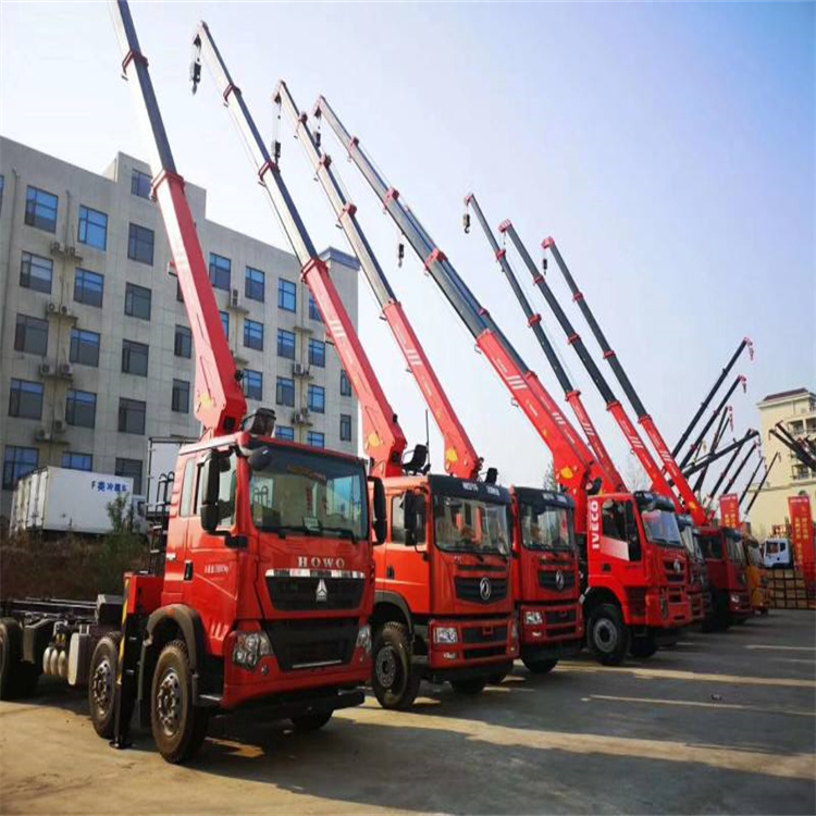 青山租专业吊车电话