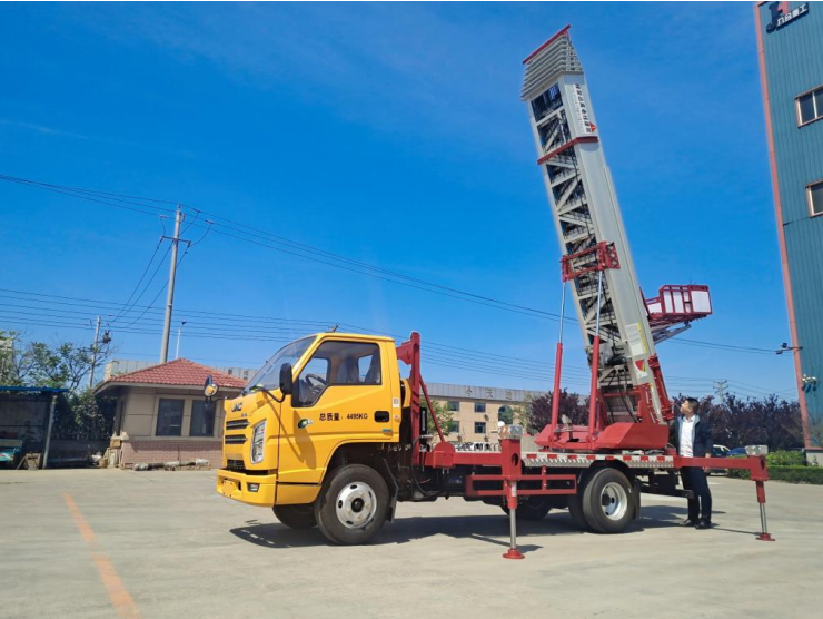 青山云梯车出租费用解析：如何选择更具性价比的服务