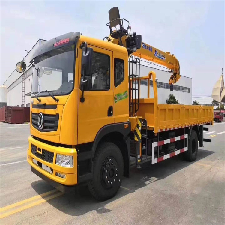 青山附近找一辆随车吊出租