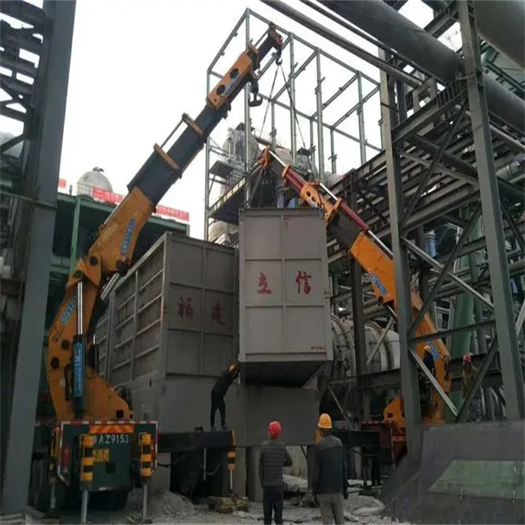 青山折臂吊车租赁电话